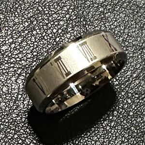 Brushed Silver-Tone Polished Beveled Edge Roman Numerals Unisex Ring
